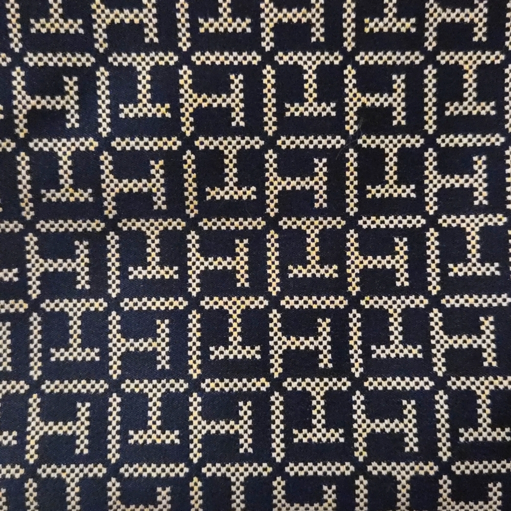Tommy Hilfiger Navy Blue Patterned Wristel Purse - Picture 7 of 7